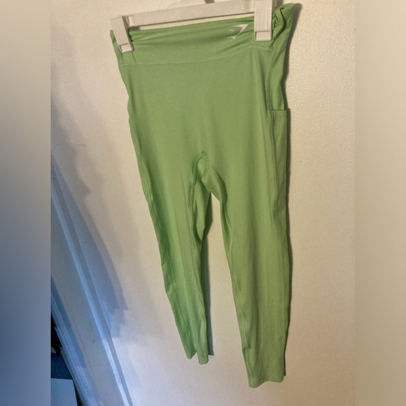 Gymshark sport leggings in Bali green in size small.NWOT - Picture 1 of 8
